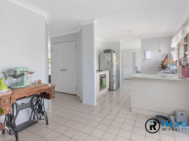 75 David Street, NORTH BOOVAL, QLD 4304 AUS