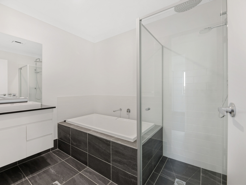 1/12 Rogers Street, Brassall, QLD 4305 Australia