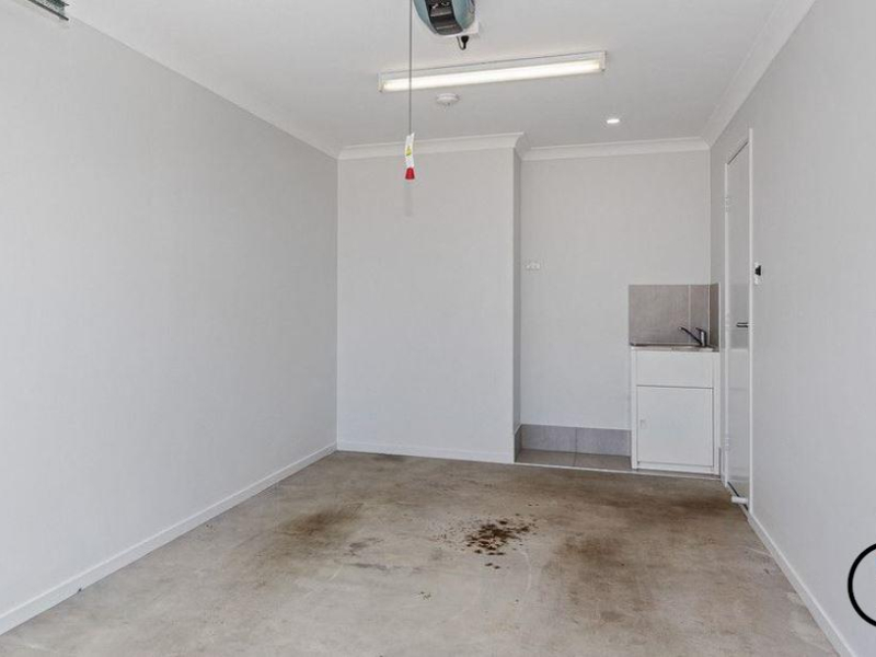 2/39 Awoonga Crescent, Morayfield, QLD 4506 Australia