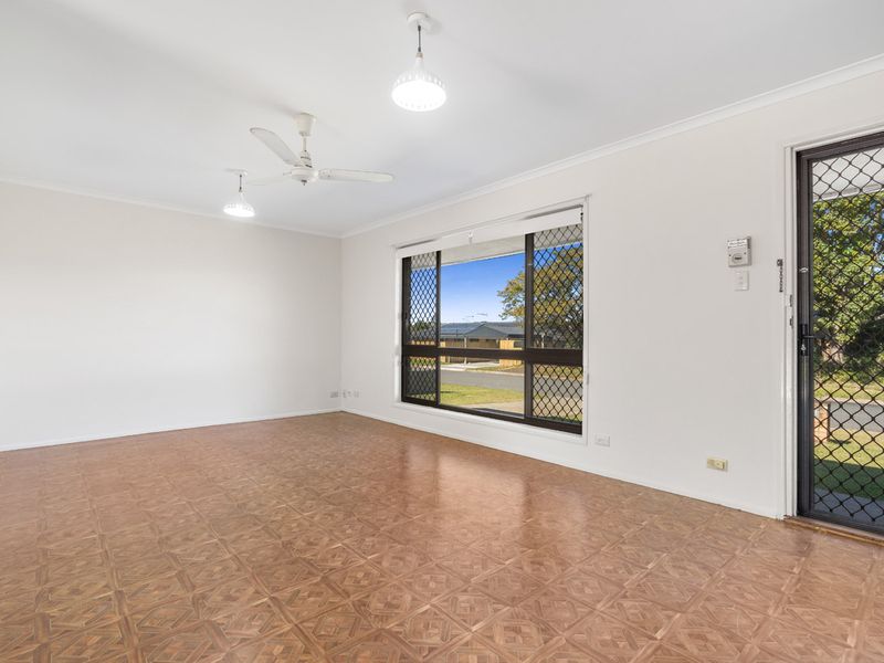 11 Yeomans Street, Mount Warren Park, QLD 4207 AUS