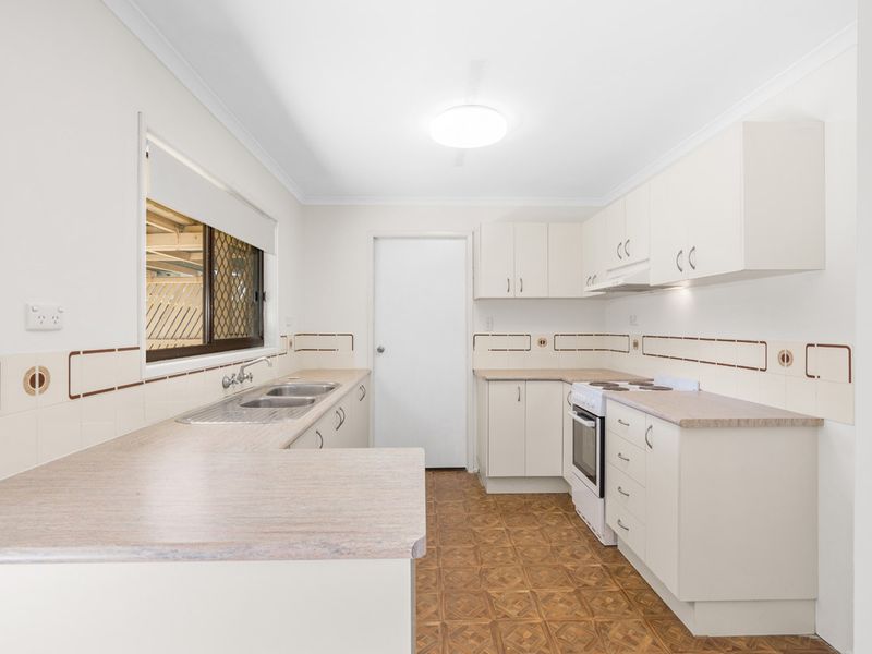 11 Yeomans Street, Mount Warren Park, QLD 4207 AUS