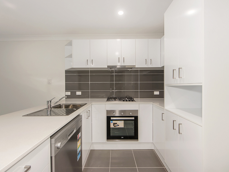 4A/5 Richards Street, LOGANLEA, QLD 4131 AUS