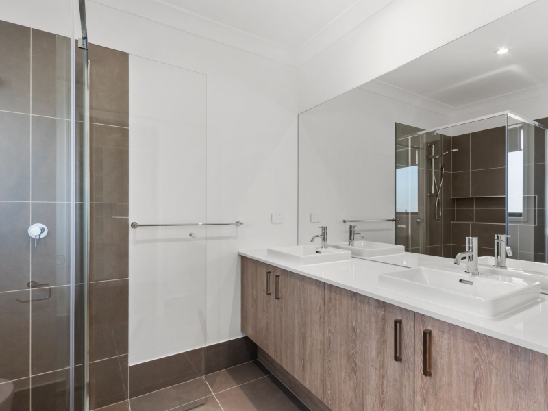 46 Wallaroo Crescent, Ripley, QLD 4306