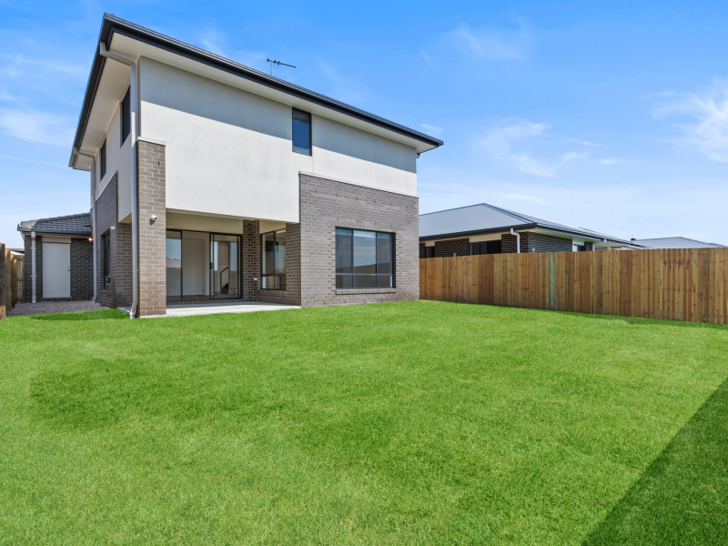 46 Wallaroo Crescent, Ripley, QLD 4306