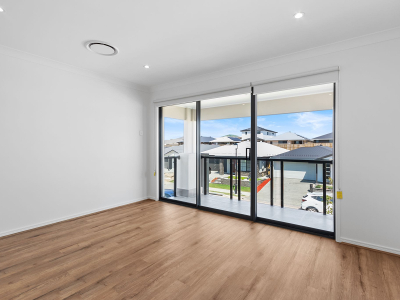 46 Wallaroo Crescent, Ripley, QLD 4306