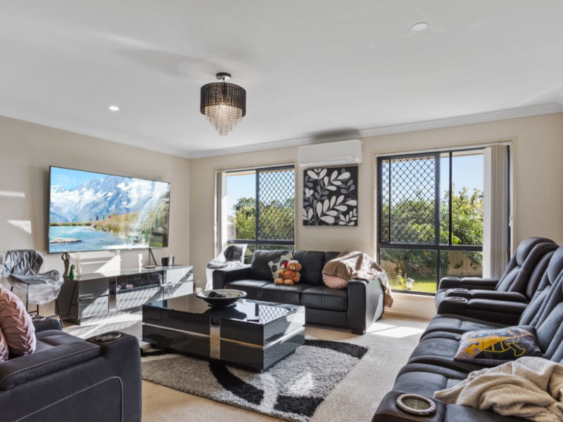 1 Elcock Avenue, Crestmead, QLD 4132 Australia