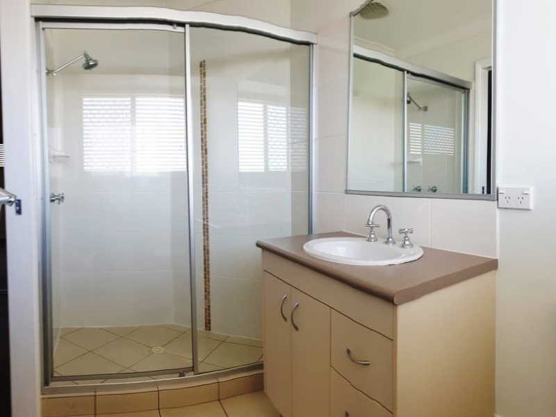 171 Thornton St, Raceview, QLD 4305 Australia