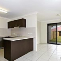 2/7 Bluegrass Crecent, Hillcrest, QLD 4118 Australia