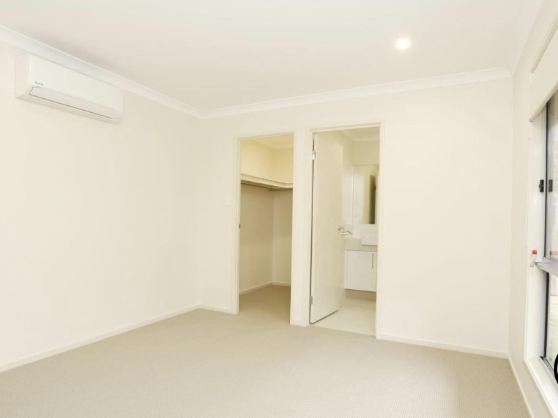 1/43 Ryrie Court, Park Ridge, QLD 4125