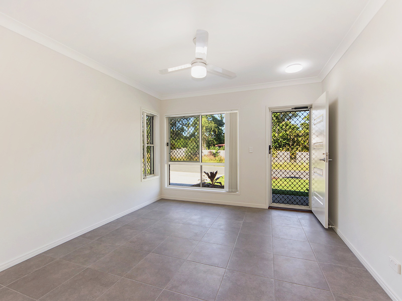 1/9 Barkala Avenue, LOGANLEA, QLD 4131 AUS