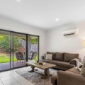 24 Valley Mist Place, Maudsland, QLD 4210
