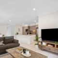 24 Valley Mist Place, Maudsland, QLD 4210