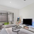 24 Valley Mist Place, Maudsland, QLD 4210