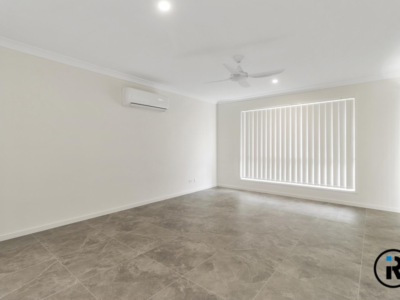 5 Wilsons Peak Way, White Rock, QLD 4306 Australia