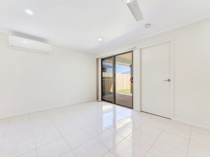 2/10 Hilary Street, MORAYFIELD, QLD 4506 AUS