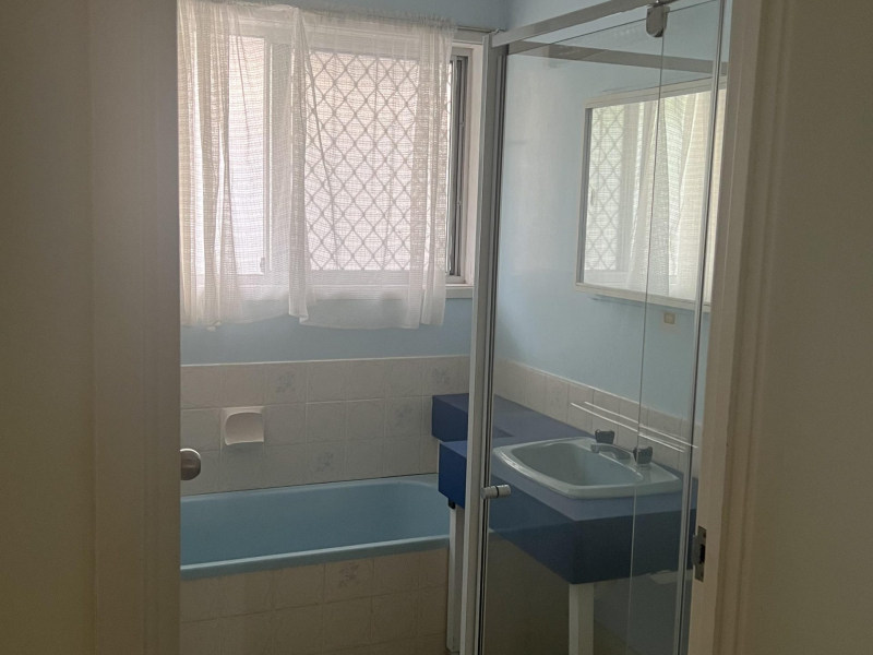 5 Somerset Cl, Brassall, Qld 4305