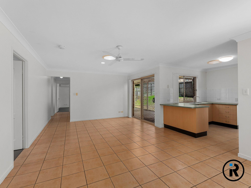 15 Burrawang Street, Redbank Plains, QLD 4301 Australia