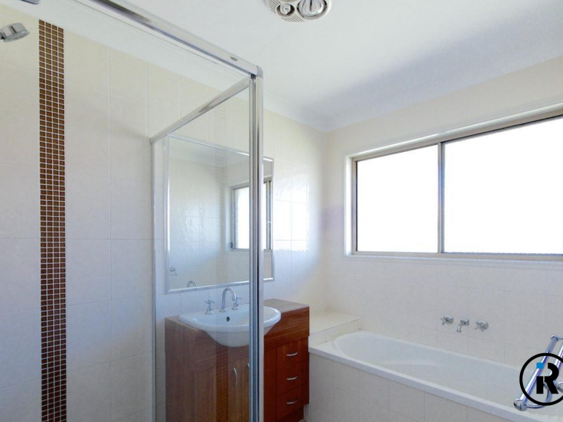 24 Haslingden Park Drive, Lowood, QLD 4311