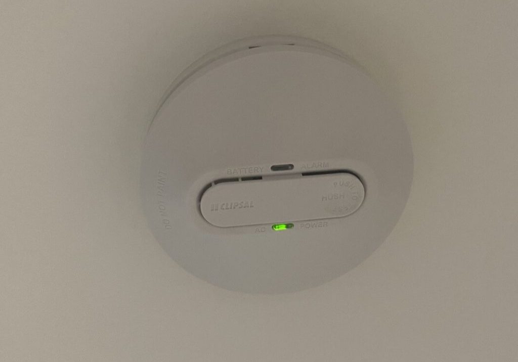 Does your rental comply with qld smoke alarm legislation